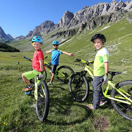 Hotell D+ Valloire-galibier